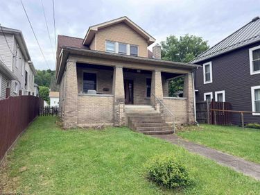 221 Lincoln Street, Grafton, WV 26354
