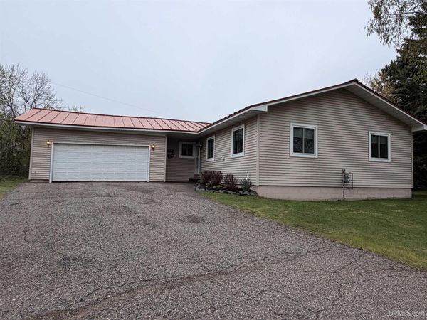 1155 Ninth Street, Ishpeming, MI 49849