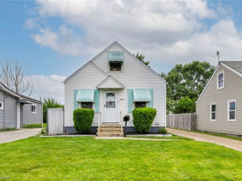 4544 W 148th Street , Cleveland, OH 44135 Photo 2