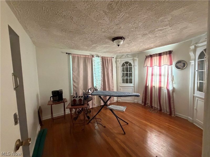 20029 Sussex Road, Shaker Heights, OH 44122 Photo 6