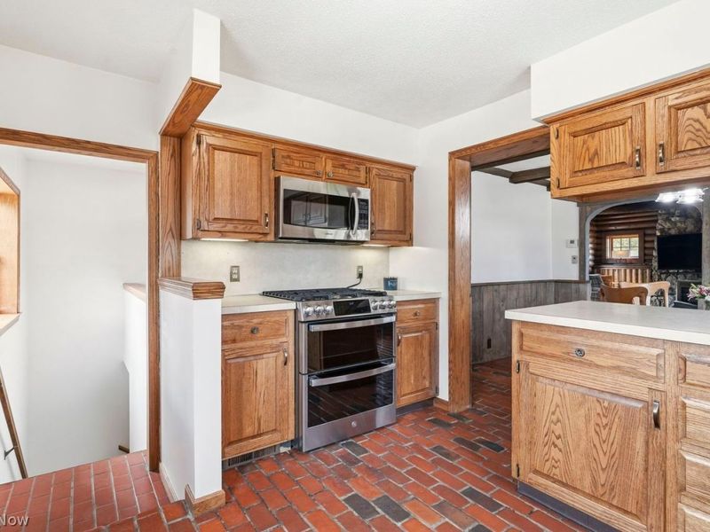 3828 Ravenna Avenue NE, Louisville, OH 44641 Photo 28