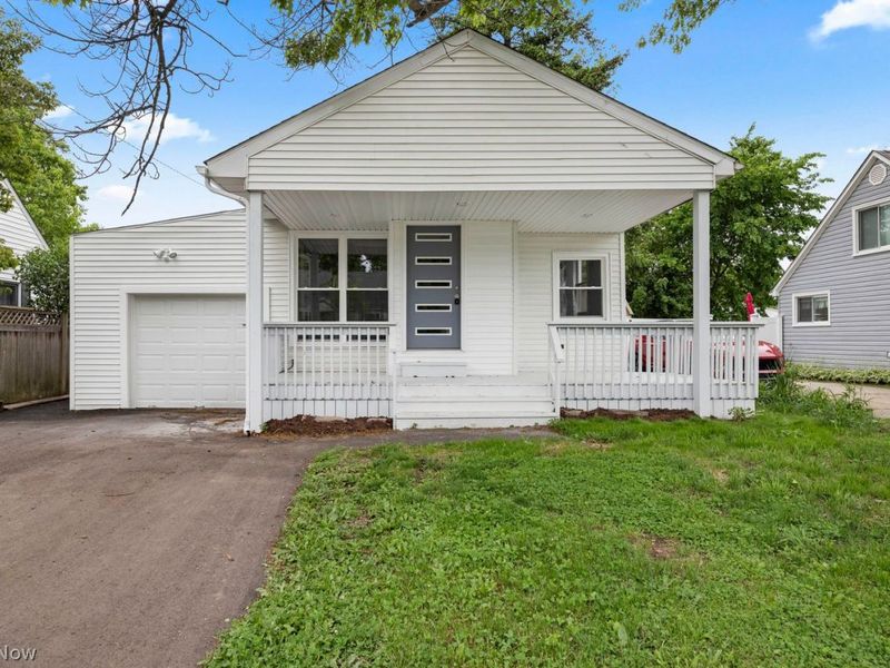 194 Forest Boulevard, Avon Lake, OH 44012 Photo 1
