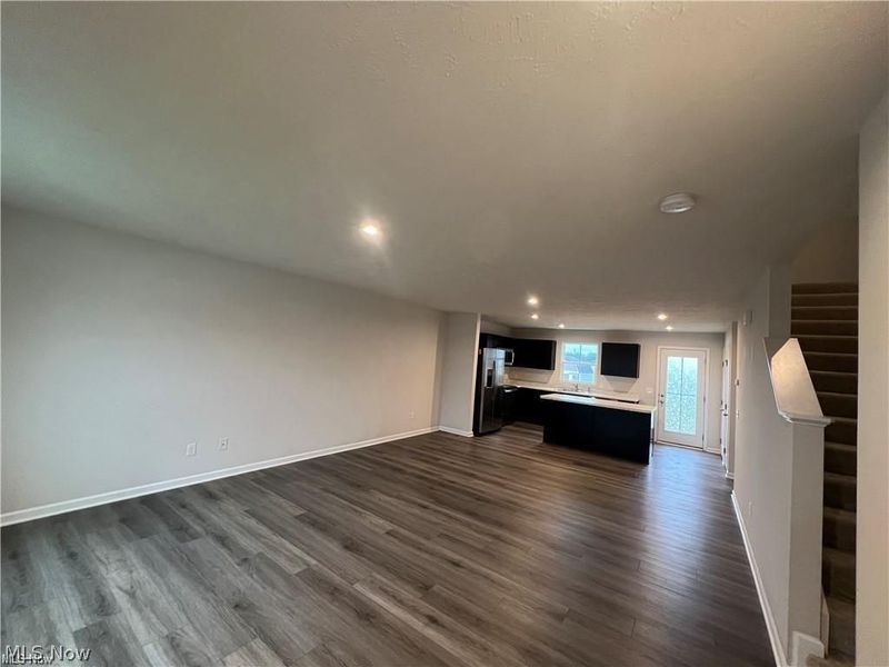 4619 Erhart Drive , Lorain, OH 44053 Photo 9