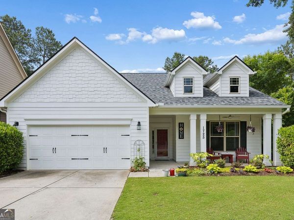 1725 Grand Oaks Drive, Woodstock, GA 30188