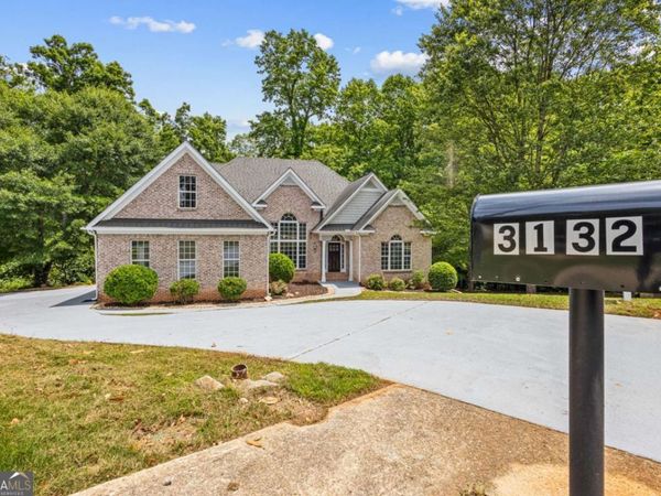 3132 Lovell Drive, Atlanta, GA 30311