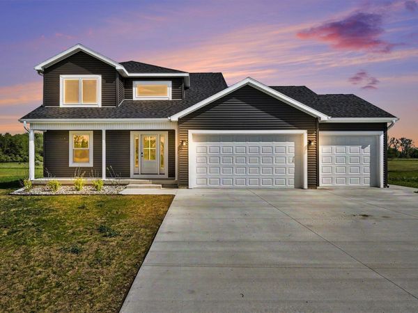 2767 Ridge Drive, Mt Pleasant, MI 48858