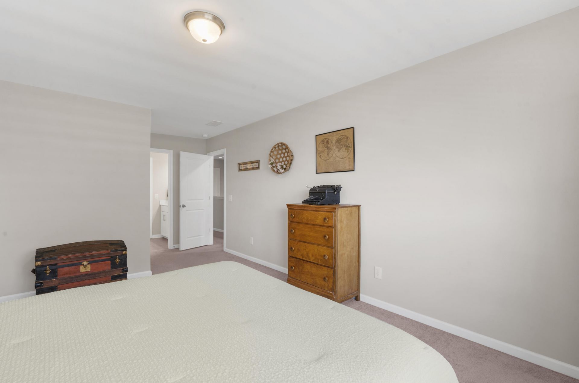 120 Angelica Avenue Photo 29