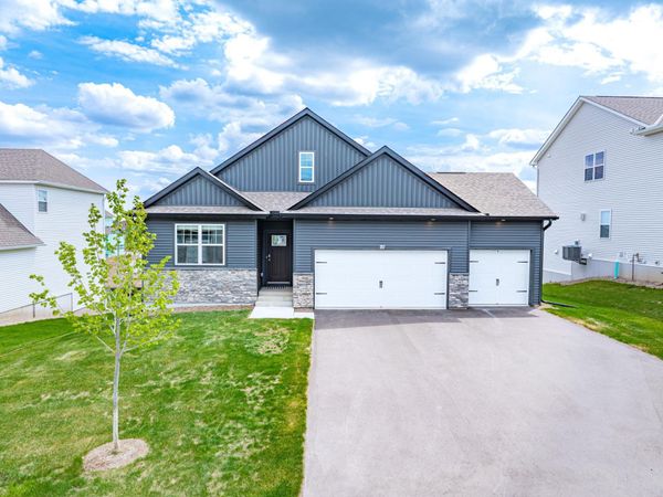 717 Winterberry Lane , Waconia, MN 55387