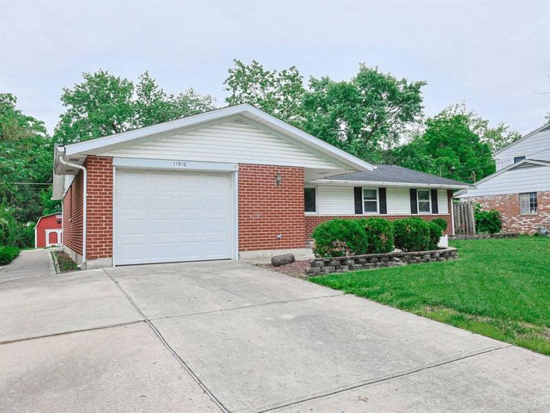 11916 Algiers Drive, Cincinnati, OH 45246 Photo 2