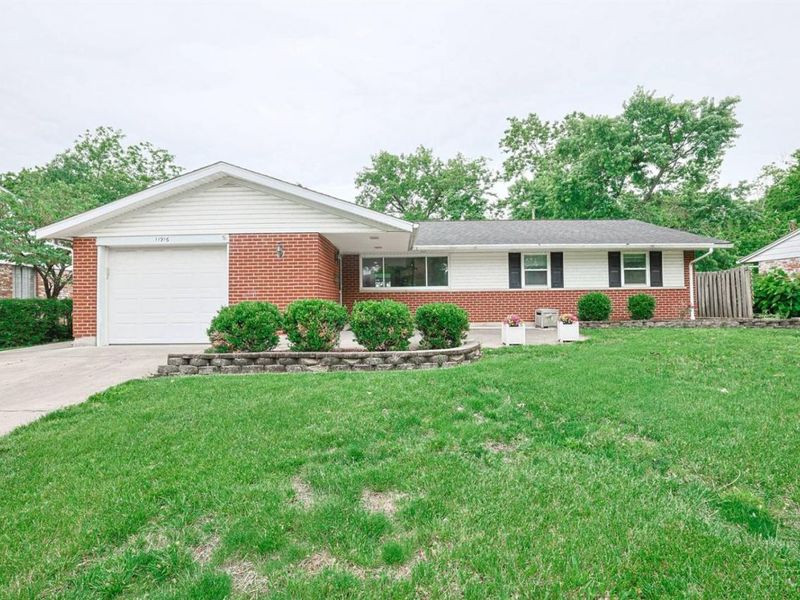 11916 Algiers Drive, Cincinnati, OH 45246 Photo 3