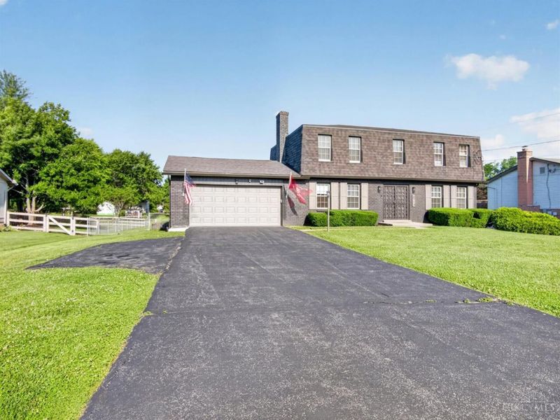 8713 Cox Road, West Chester, OH 45069 Photo 2