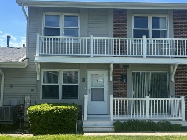 305 Northwestern Court , Unit B, Bloomingdale, IL 60108