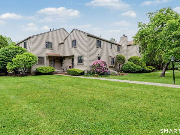 41 Happy Hollow, Unit B, Stratford, CT 06614