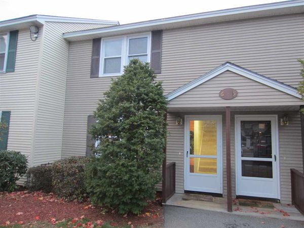 1025 S Mammoth Road, Unit 6, Manchester, NH 03109