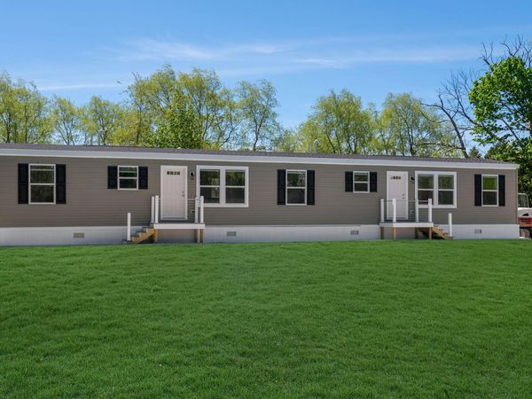 295 Old County Road , Rockland, ME 04841