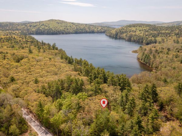 7 Cluff Lane, Bridgton, ME 04009