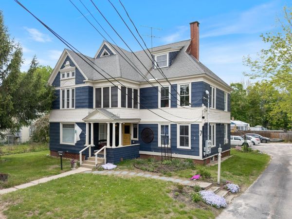 7 Porter Street , Paris, ME 04281