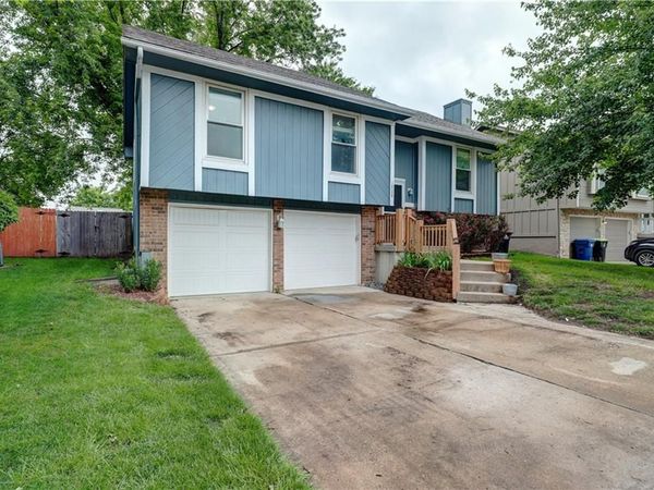 1808 SE 3rd Street, Lee's Summit, MO 64063