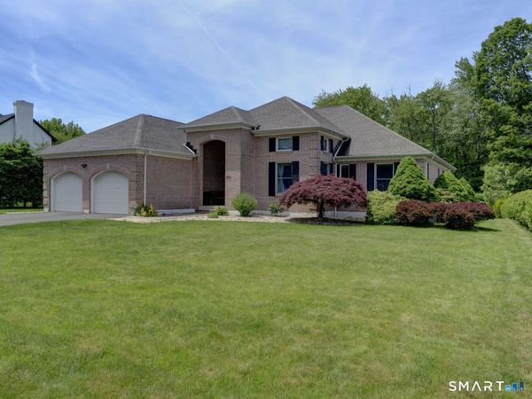 25 Amato, Wethersfield, CT 06109