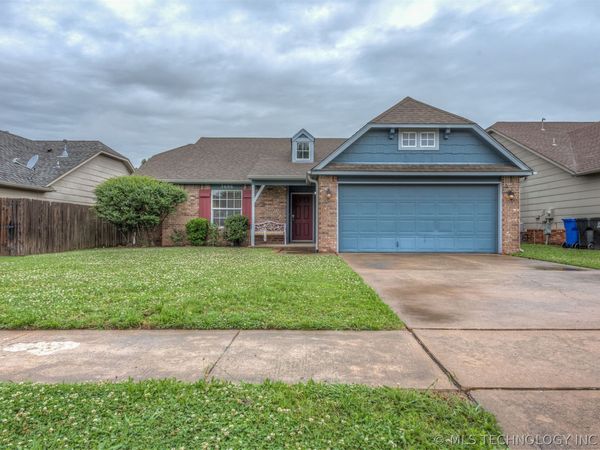 3606 E Berkeley Street, Broken Arrow, OK 74014