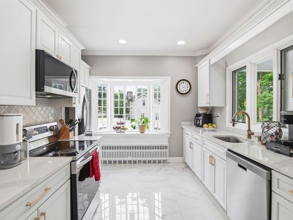 478 E Main Street, Avon, MA 02322