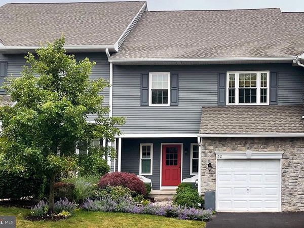 152 WOODSTREAM COURT , NEW HOPE, PA 18938