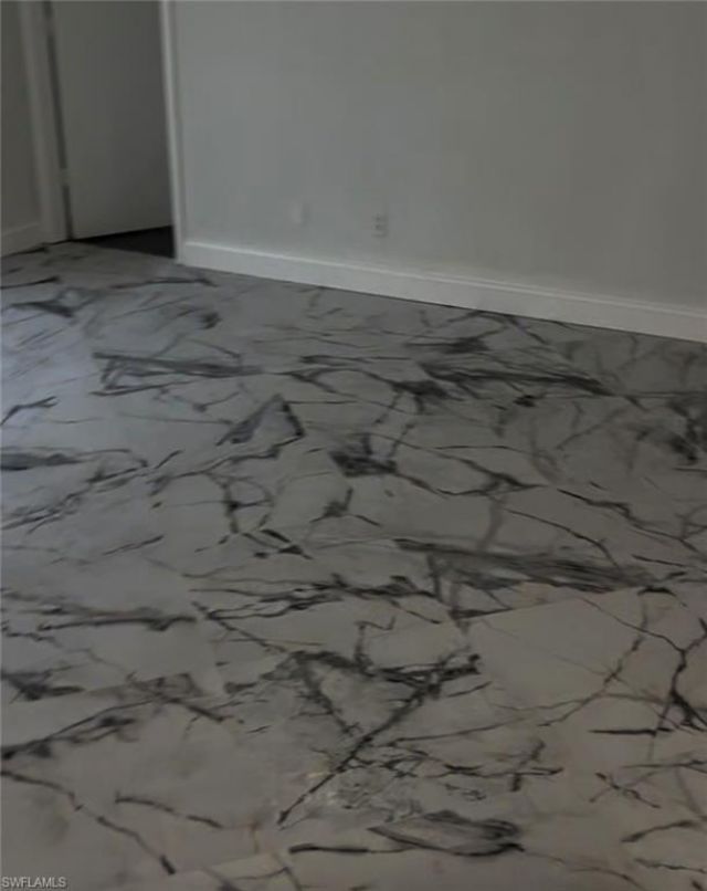 107 Blue Ridge Dr , Unit 21, Naples, FL 34112 Photo
