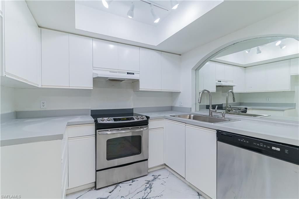 107 Blue Ridge Dr , Unit 21, Naples, FL 34112 Photo