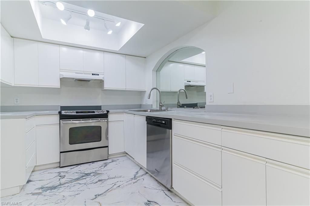 107 Blue Ridge Dr , Unit 21, Naples, FL 34112 Photo