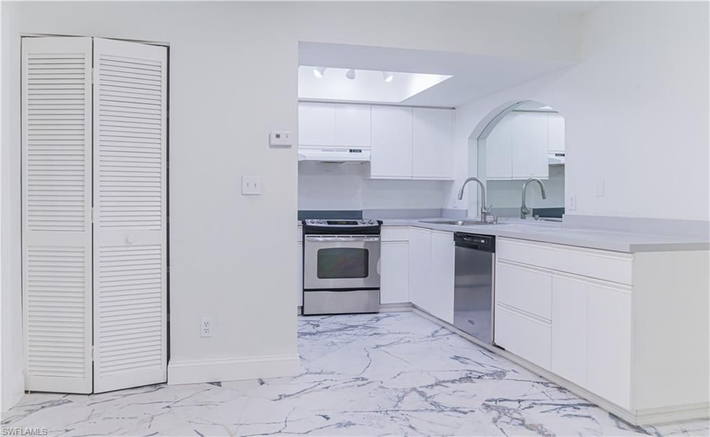 107 Blue Ridge Dr , Unit 21, Naples, FL 34112 Photo