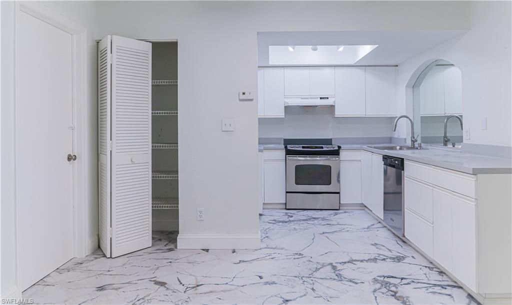 107 Blue Ridge Dr , Unit 21, Naples, FL 34112 Photo