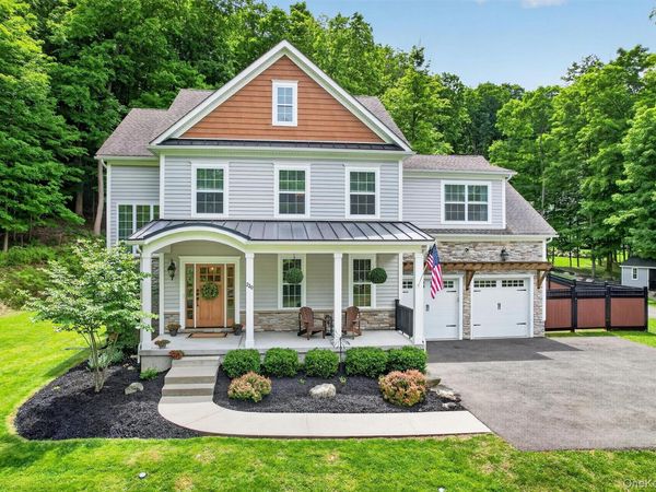 220 Bay View Avenue , Cornwall On Hudson, NY 12520