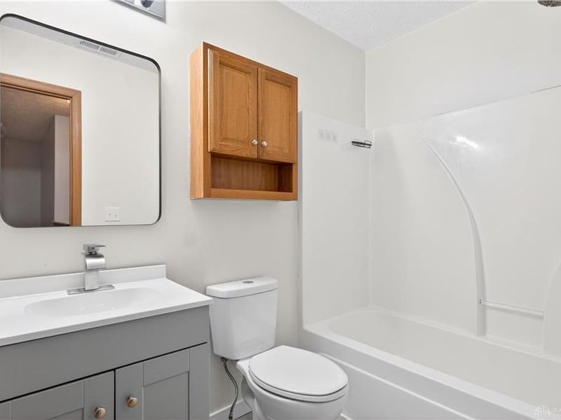 2374 W Patterson Lane, Troy, OH 45373 Photo 18