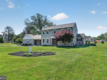113 GLENWOOD DRIVE, WASHINGTON CROSSING, PA 18977