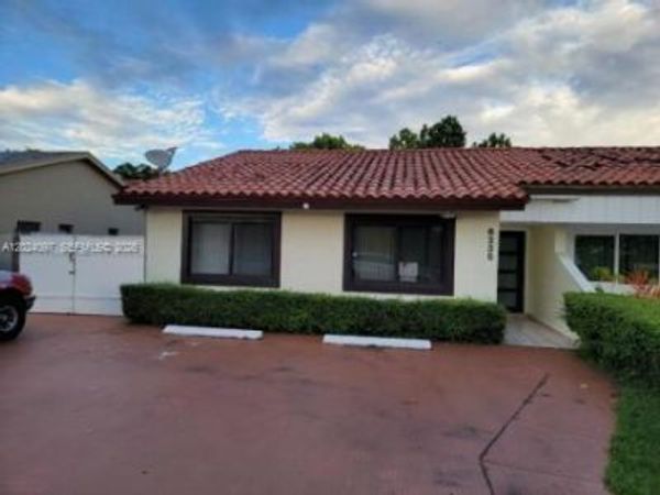 6235 SW 135th Ave , Miami, FL 33183