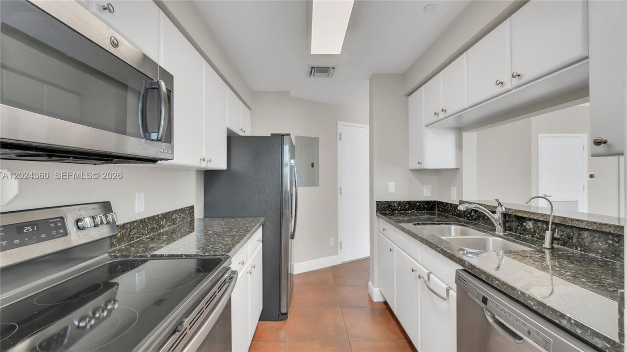 2475 Brickell Ave , Unit 2501, Miami, FL 33129 Photo