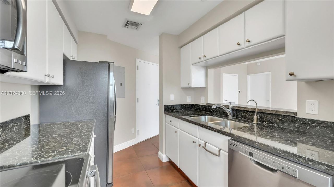 2475 Brickell Ave , Unit 2501, Miami, FL 33129 Photo