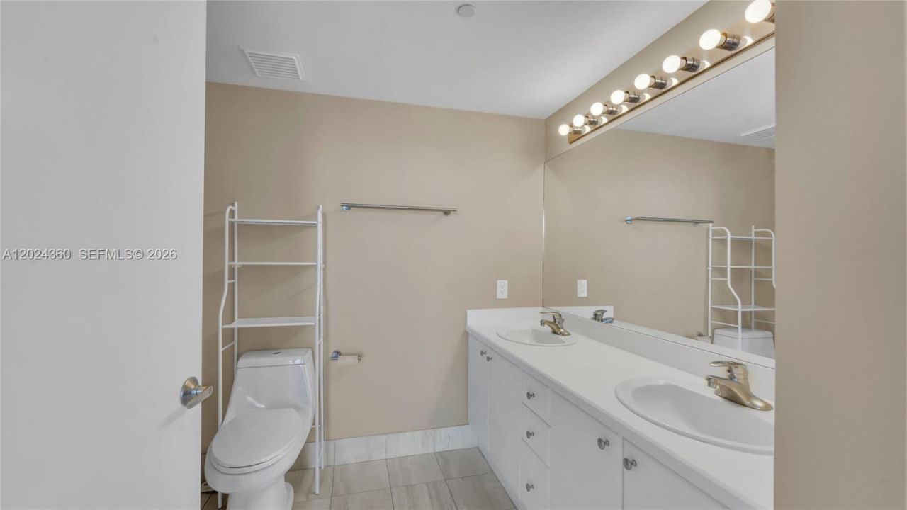 2475 Brickell Ave , Unit 2501, Miami, FL 33129 Photo