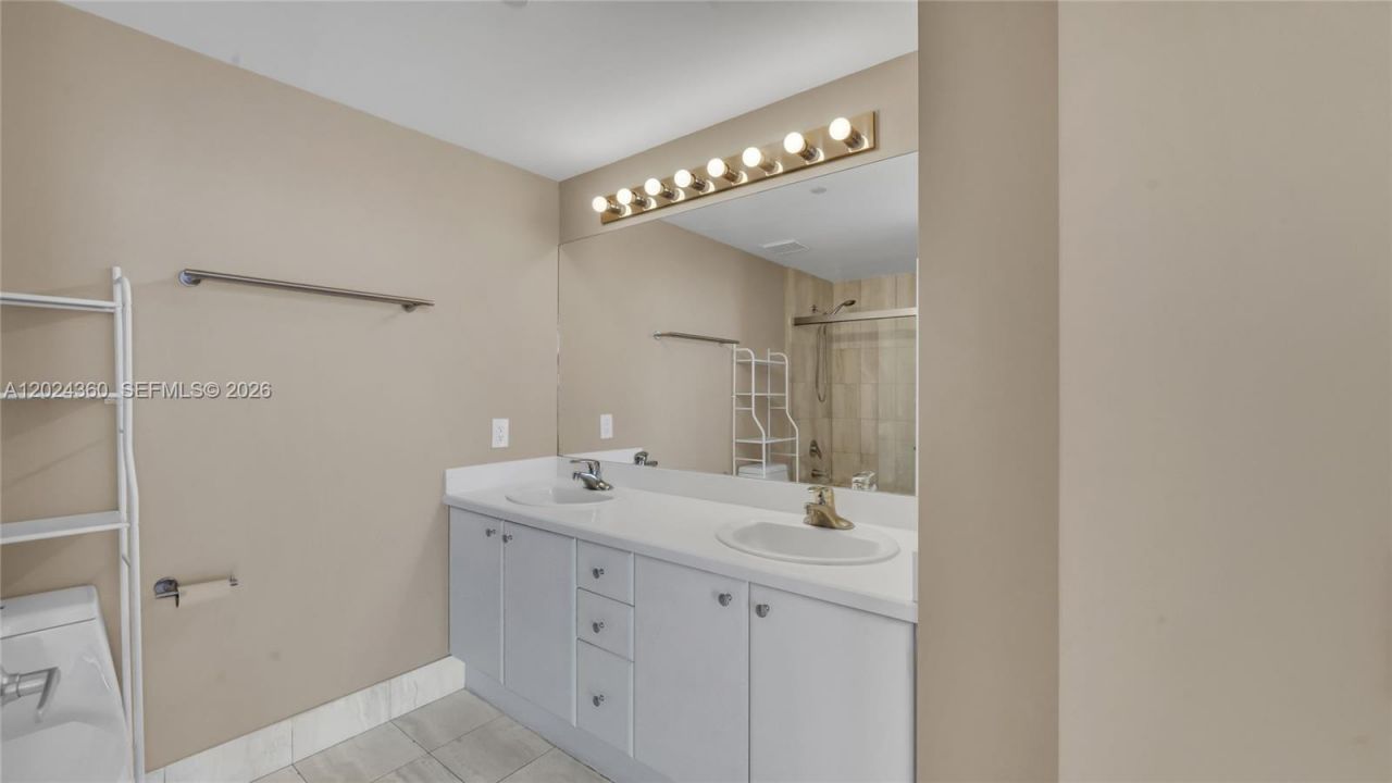2475 Brickell Ave , Unit 2501, Miami, FL 33129 Photo