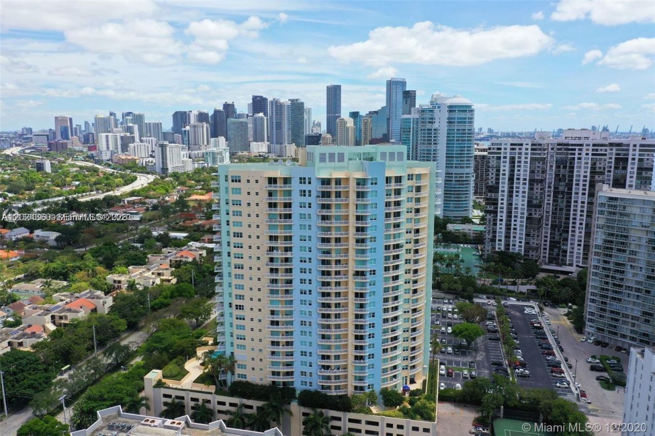 2475 Brickell Ave , Unit 2501, Miami, FL 33129 Photo
