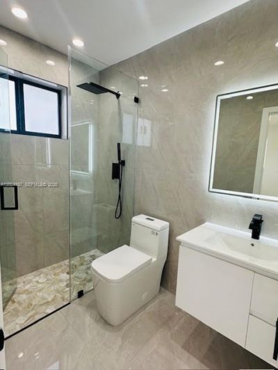11870 SW 5th St, Unit B, Miami, FL 33184 Photo
