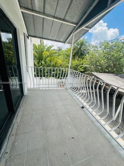 11870 SW 5th St, Unit B, Miami, FL 33184 Photo