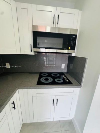 11870 SW 5th St, Unit B, Miami, FL 33184 Photo
