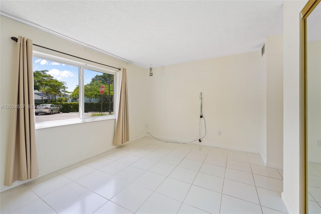 7920 Camino Real , Unit M-109, Miami, FL 33143 Photo