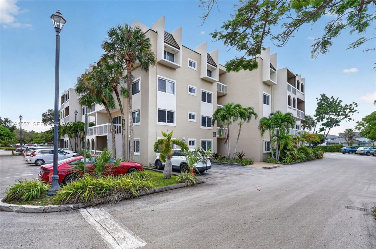 7920 Camino Real , Unit M-109, Miami, FL 33143 Photo
