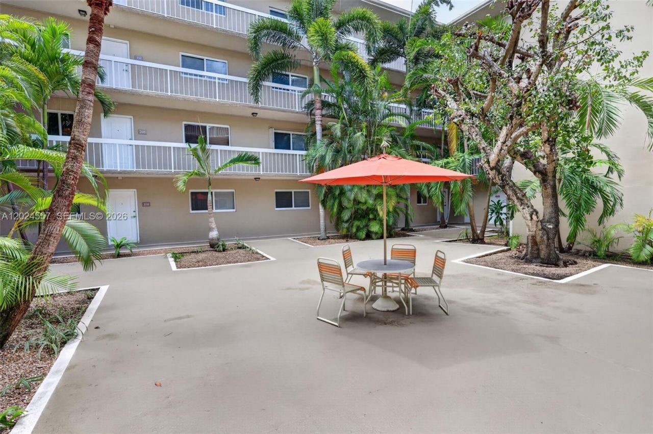 7920 Camino Real , Unit M-109, Miami, FL 33143 Photo