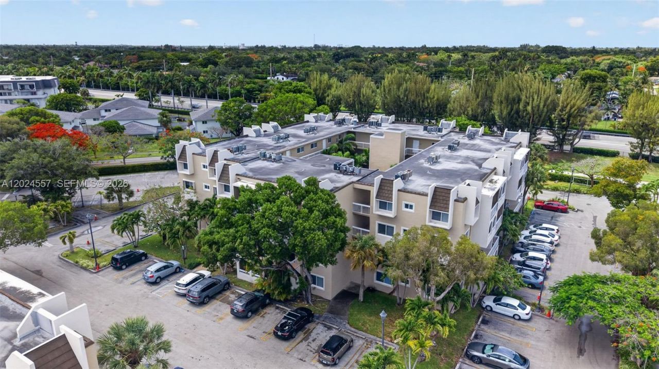 7920 Camino Real , Unit M-109, Miami, FL 33143 Photo