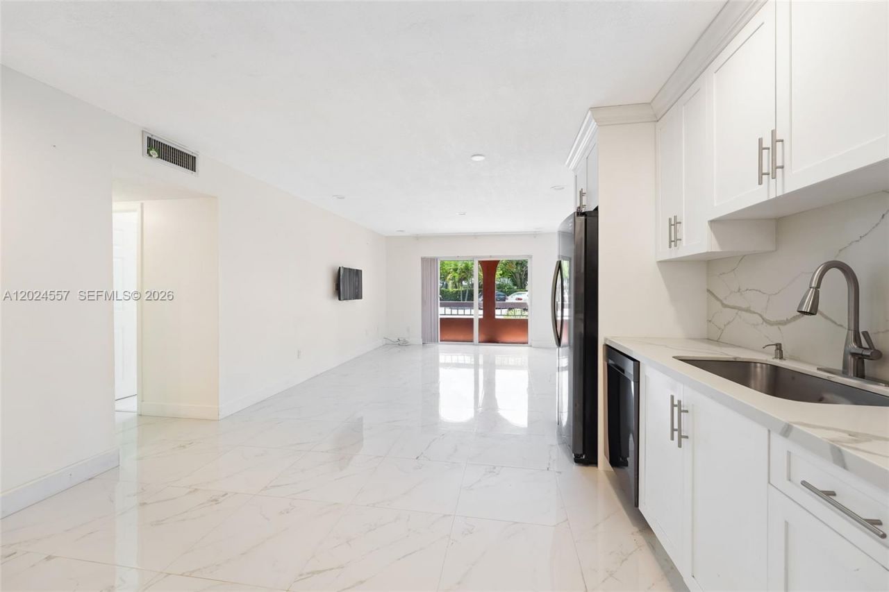 7920 Camino Real , Unit M-109, Miami, FL 33143 Photo