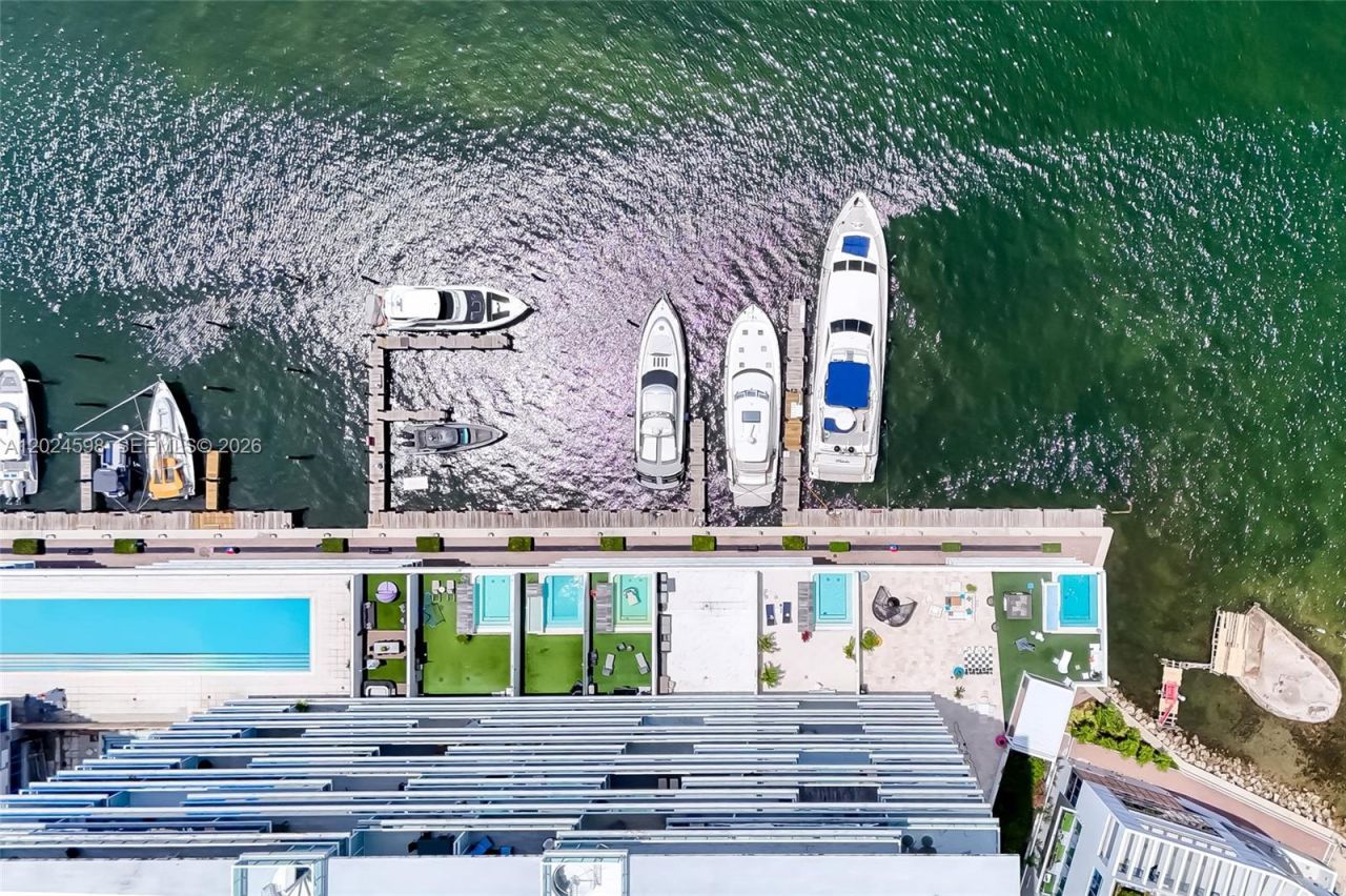400 Sunny Isles Blvd, Unit 1202, Sunny Isles Beach, FL 33160 Photo