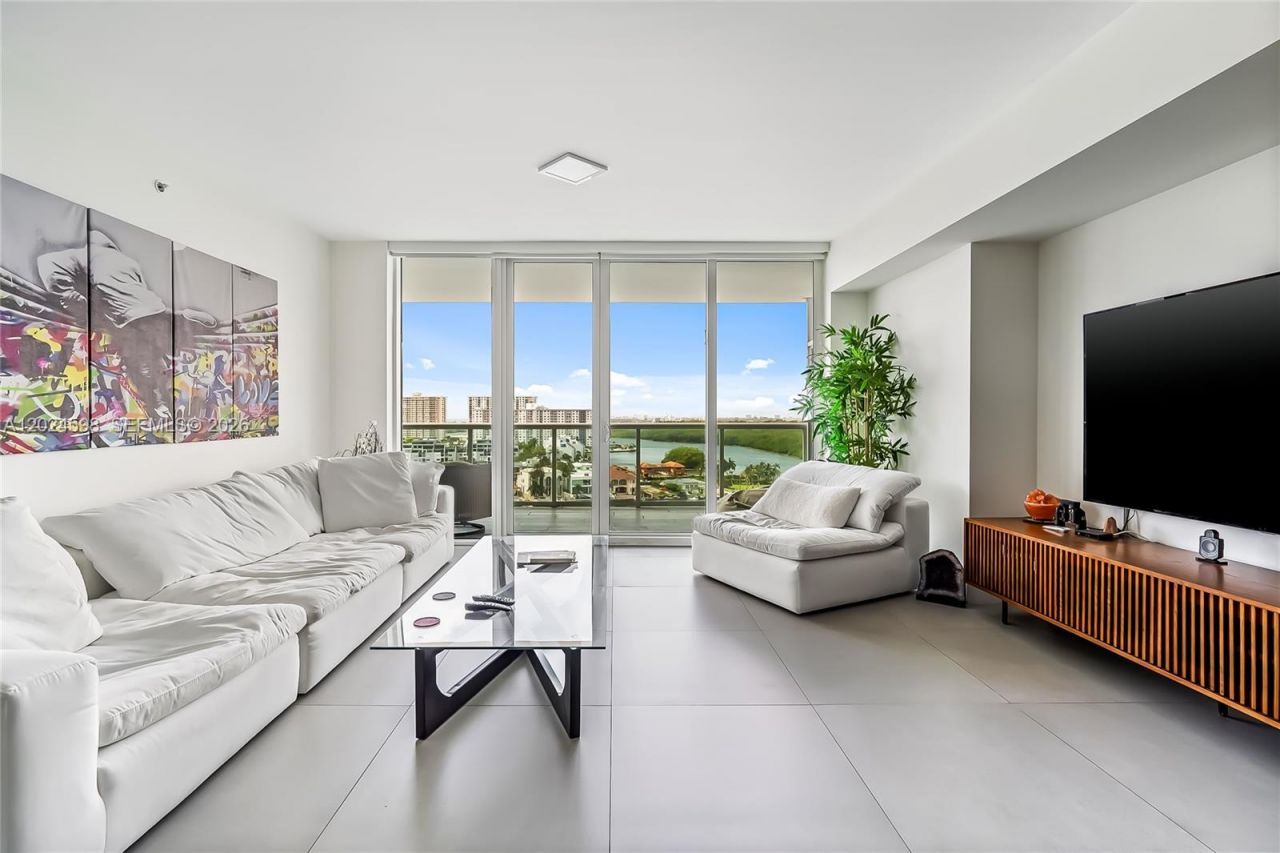 400 Sunny Isles Blvd, Unit 1202, Sunny Isles Beach, FL 33160 Photo